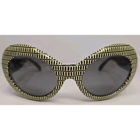 VINTAGE RARE CHRISTIAN DIOR PRE OPTYL OVERSIZED PRINTED 1960'S SUNGLASSES - Picture 1 of 5
